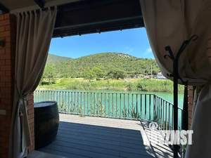 Дом 172м&sup2;, 2-этажный, посуточно, 