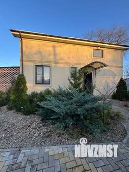 Дом 100м², 2-этажный, на длительный срок, 