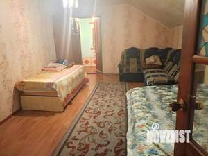 Дом 60м², 2-этажный, на длительный срок, 