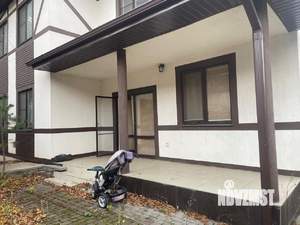 Таунхаус 130м², 2-этажный, на длительный срок, 