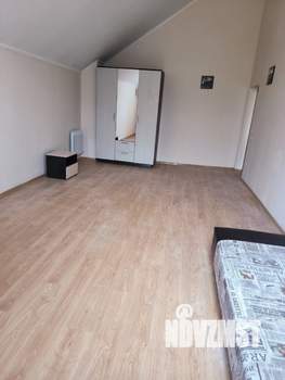 Коттедж 220м&sup2;, 2-этажный, на длительный срок, 