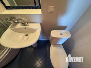 Дом 242м&sup2;, 3-этажный, на длительный срок, 