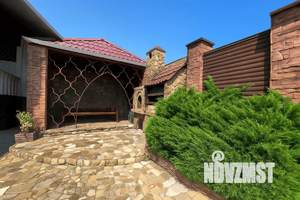 Дом 180м&sup2;, 3-этажный, посуточно, 