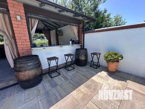 Дом 172м&sup2;, 2-этажный, посуточно, 