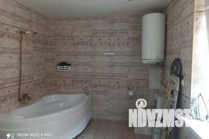 Дом 200м&sup2;, 2-этажный, посуточно, 