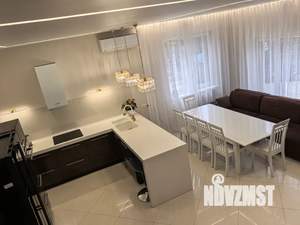 Дом 209м², 3-этажный, посуточно, 