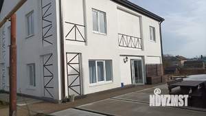 Дом 220м&sup2;, 3-этажный, посуточно, 