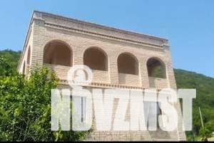 Дом 200м&sup2;, 2-этажный, посуточно, 