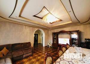 Дом 225м², 2-этажный, на длительный срок, 