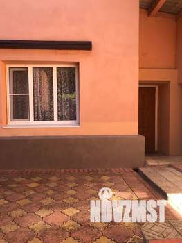 Дом 30м&sup2;, 2-этажный, посуточно, 