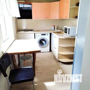 Дом 48м&sup2;, 2-этажный, посуточно, 