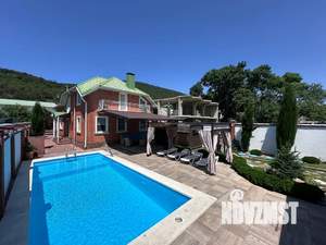 Дом 172м&sup2;, 2-этажный, посуточно, 