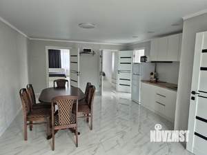 Дом 100м², 2-этажный, на длительный срок, 