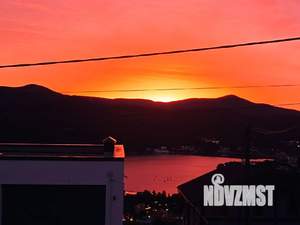 Дом 209м&sup2;, 3-этажный, посуточно, 