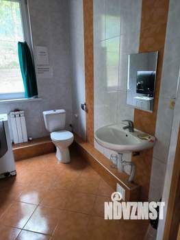 Коттедж 220м&sup2;, 2-этажный, на длительный срок, 