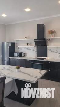 Дом 180м&sup2;, 1-этажный, посуточно, 