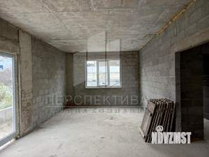 Дом 170м&sup2;, 2-этажный, участок 4 сот.  