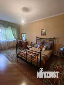 Дом 336м&sup2;, 2-этажный, участок 7 сот.  