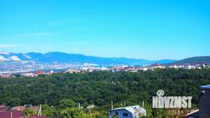 Дом 180м&sup2;, 3-этажный, участок 3 сот.  