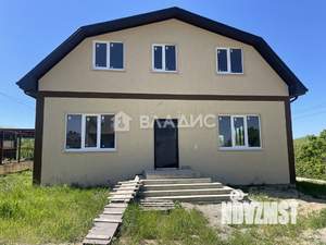 Дом 171м&sup2;, 2-этажный, участок 4 сот.  