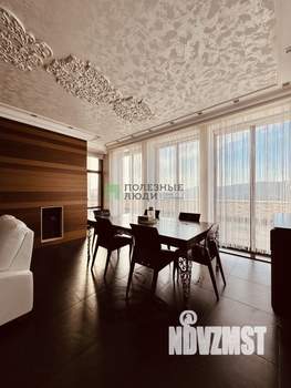 Дом 400м&sup2;, 4-этажный, участок 19 сот.  