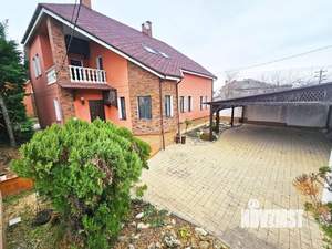 Дом 254м&sup2;, 2-этажный, участок 8 сот.  