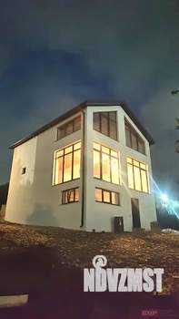 Дом 180м&sup2;, 3-этажный, участок 3 сот.  