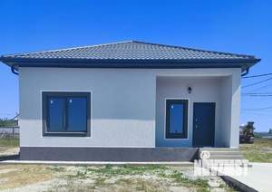 Дом 100м&sup2;, 1-этажный, участок 5 сот.  