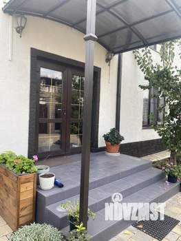 Дом 173м&sup2;, 2-этажный, участок 4 сот.  