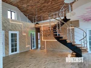 Дом 220м², 2-этажный, участок 4 сот.  