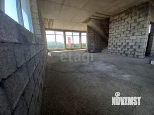 Дом 206м&sup2;, 2-этажный, участок 4 сот.  