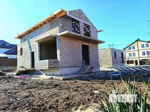 Дом 140м&sup2;, 2-этажный, участок 4 сот.  