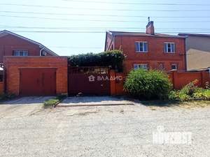 Дом 357м², 3-этажный, участок 6 сот.  