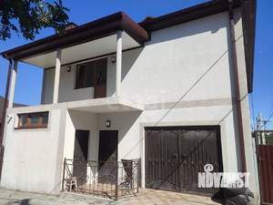 Дом 150м&sup2;, 2-этажный, участок 3 сот.  