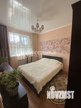 Дом 100м&sup2;, 2-этажный, участок 4 сот.  