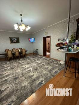 Дом 307м², 3-этажный, участок 7 сот.  