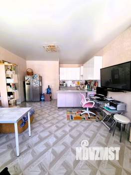 Дом 80м&sup2;, 2-этажный, участок 2 сот.  