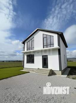 Дом 140м&sup2;, 2-этажный, участок 3 сот.  