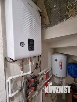 Дом 100м&sup2;, 2-этажный, участок 7 сот.  