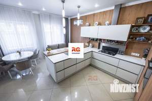 Дом 325м², 2-этажный, участок 5 сот.  