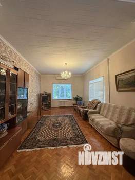 Дом 350м², 2-этажный, участок 9 сот.  