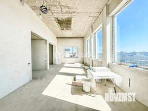 Дом 479м&sup2;, 3-этажный, участок 5 сот.  