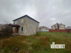 Дом 200м&sup2;, 2-этажный, участок 8 сот.  