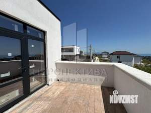 Дом 186м&sup2;, 2-этажный, участок 4 сот.  