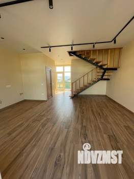 Дом 84м&sup2;, 2-этажный, участок 5 сот.  