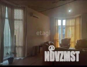 Дом 220м², 2-этажный, участок 4 сот.  
