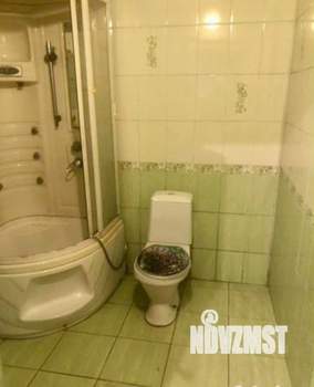 Дом 30м&sup2;, 2-этажный, участок 14 сот.  