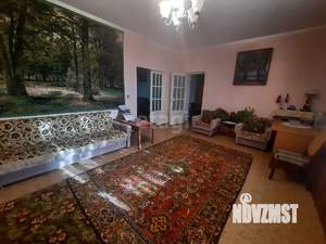 Дом 131м&sup2;, 2-этажный, участок 10 сот.  