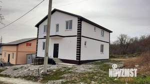 Дом 181м², 2-этажный, участок 3 сот.  