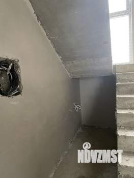 Дом 110м&sup2;, 2-этажный, участок 6 сот.  